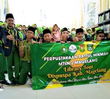 Library Tour MTsN 2 Magelang ke Perpusda Kabupaten Magelang