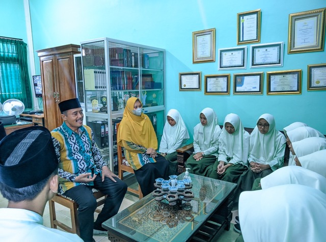 Peserta KSM Dibekali Semangat oleh Kepala MA Riyadl