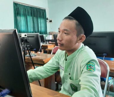 Aldi, Siswa MA Riyadl Ikuti OSN tingkat Jateng