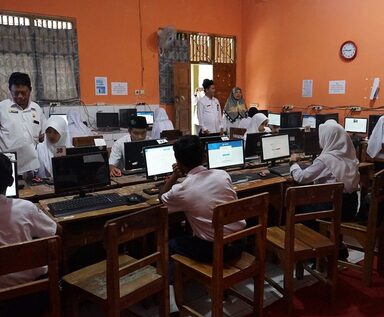 45 Siswa￼ MTsN 4 Brebes Sukses Laksanakan ANBK Tahun 2022