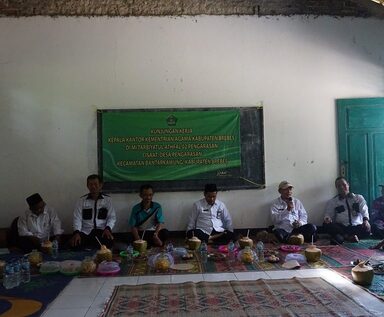 Kankemenag Brebes Berharap Masyarakat Cisaat Jaga Lingkungan Hidupnya
