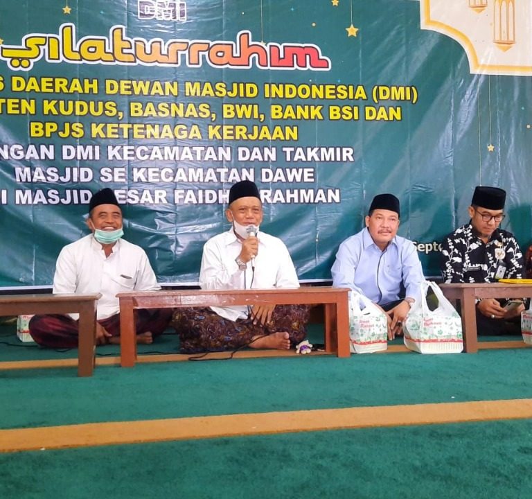 Pengurus DMI Kudus Berikan Pengarahan Pada Takmir Masjid
