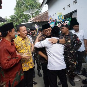 Gusmen Takziyah Ke Rumah almarhumah Hj/Lailianan Shofati Ruchman