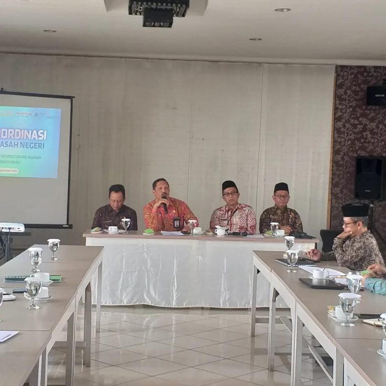 Wujudkan Madrasah Berprestasi, Kemenag Banyumas Gelar Raker.