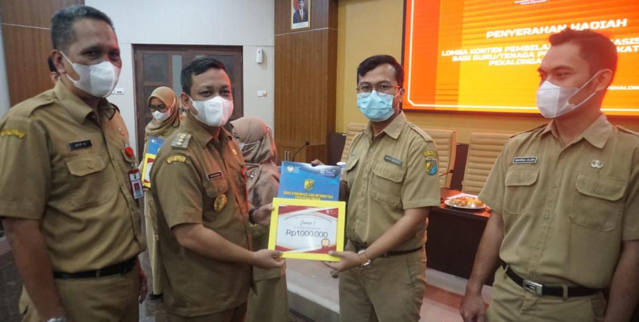 Apresiasi Bagi Sang Juara Pembuatan Konten Pembelajaran Melalui Aplikasi Canva