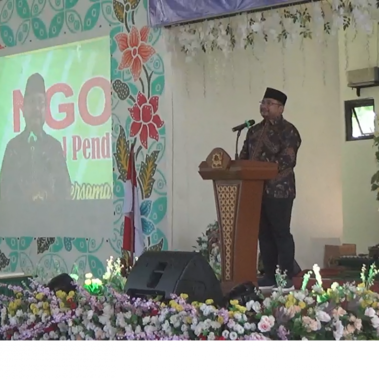 Kunjungi MAN IC Kota Pekalongan, Menag Apreesiasi Prestasi Madrasah