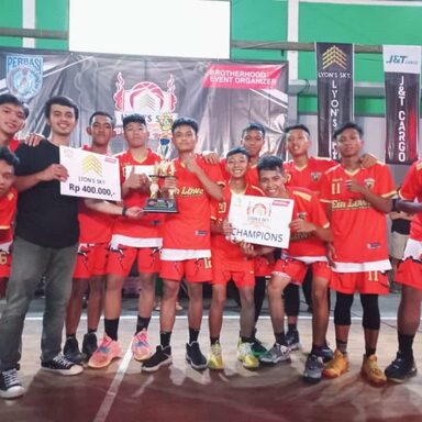 Ein Lowe, Sikat SMA 2 Kebumen di Final Lyon’s Sky Basketball Turnamen