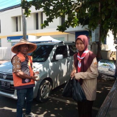Kegiatan Jumat Berkah MAN 2 Kota Pekalongan