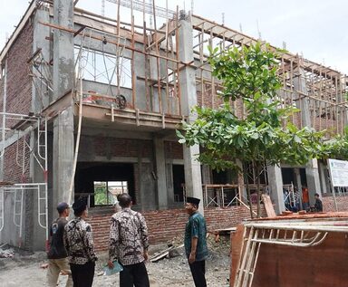Sidak, Pastikan Pembangunan Asrama Terpadu di MAN 2 Brebes