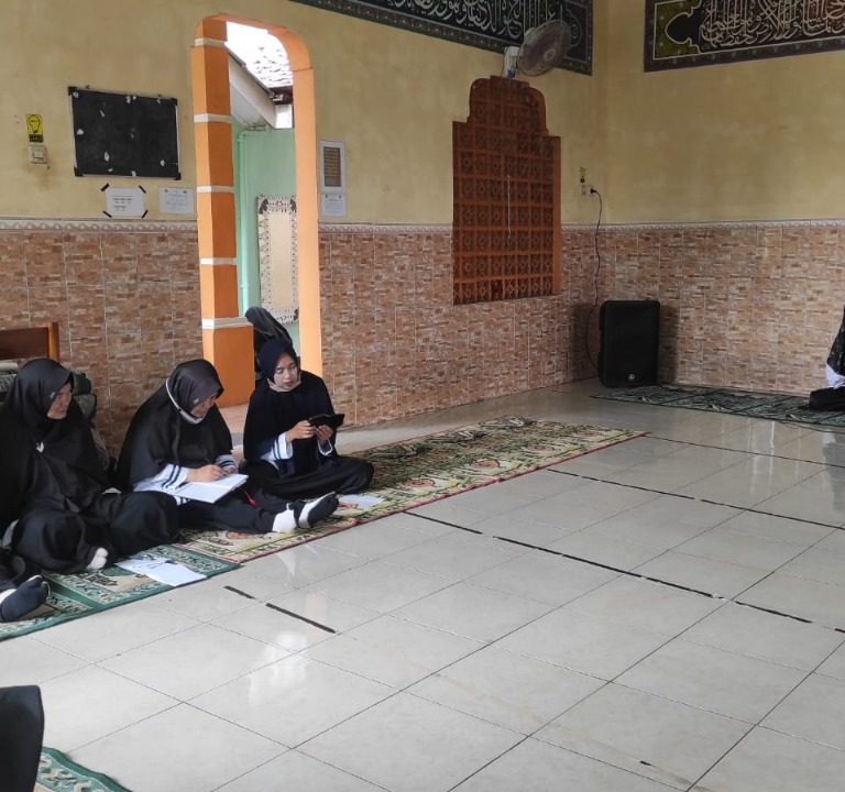 Rapat Kerja, Kepala MAN 4 Kebumen Jelaskan Pentingnya Manajemen Keorganisasian