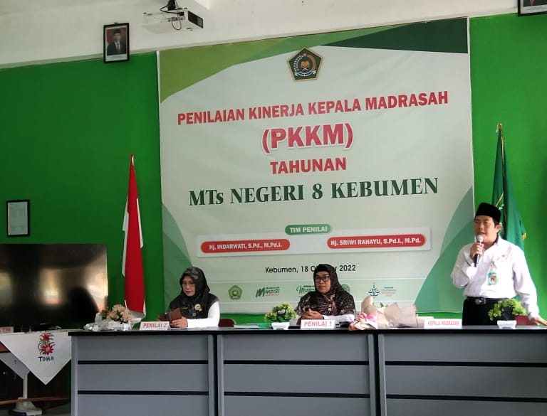 PKKM, Kepala MTs Negeri 8 Kebumen Paparkan Berbagai Inovasi