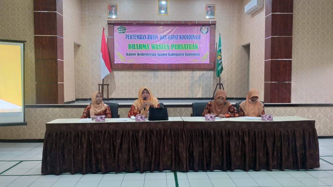 Ikuti Pertemuan DWP , Diniati Untuk Silaturahmi