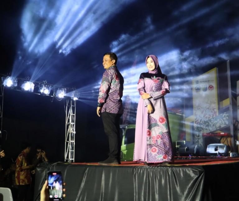 Hj. Singgit : Jadikan Perkembangan Usaha Batik sebagai Penggerak Kegiatan Ekonomi kerakyatan Berbasis Kearifan Lokal dan Kebudayaan