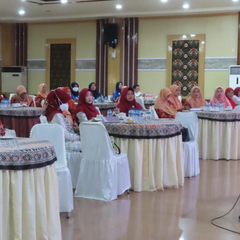 Majukan Pembangunan Kota Pekalongan, Wanita Diajak Berani Tampil