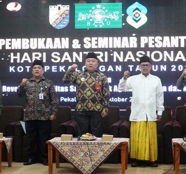 Wakil Wali Kota Buka Festival Hari Santri Nasional Kota Pekalongan