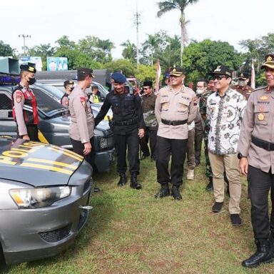 Wali Kota hadiri Apel Gelar Pasukan Dalam Rangka Kegiatan Kanzus Sholawat.