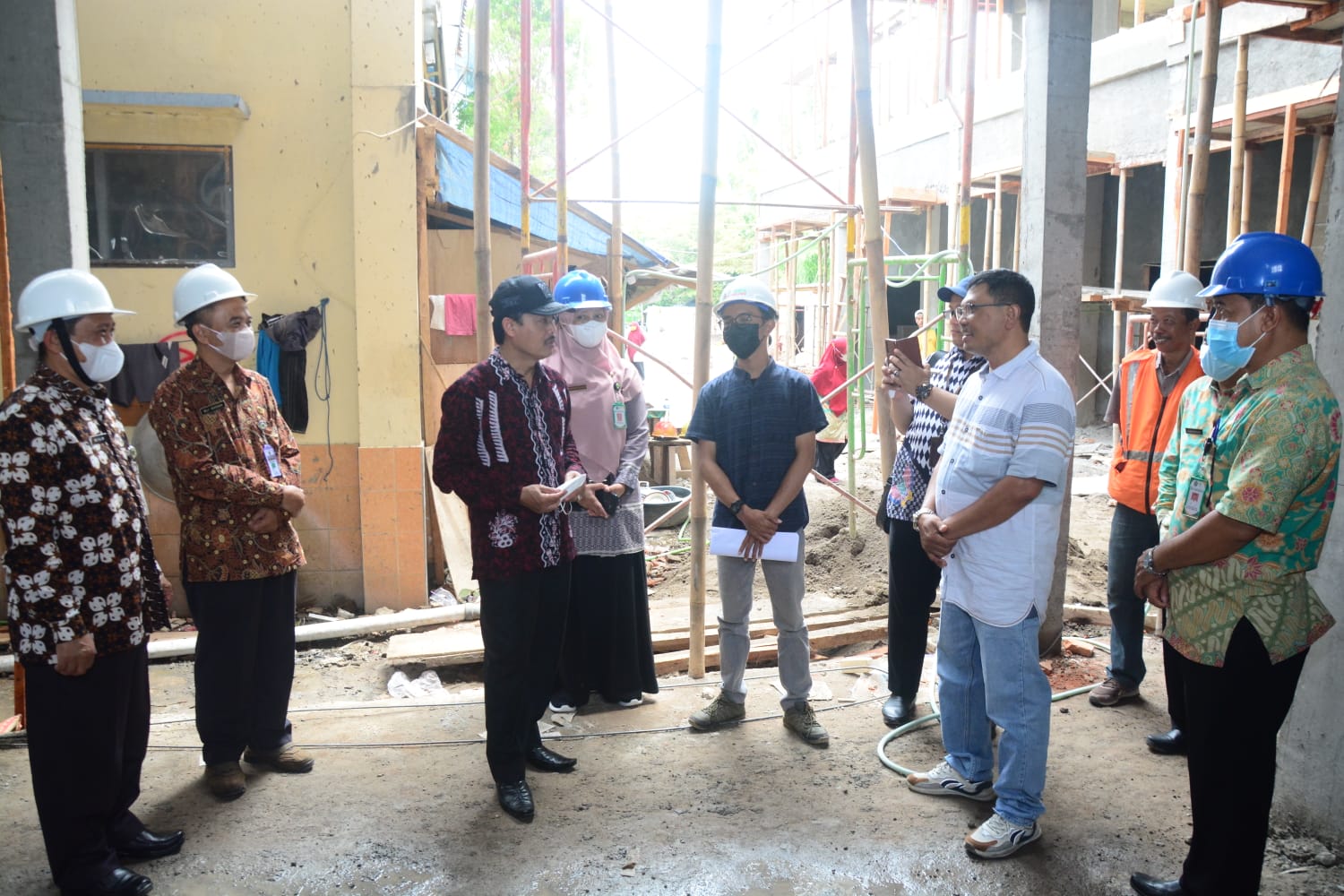 Kakanwil Meninjau Progres Pembangunan Gedung Baru di MIN 2 Sukoharjo