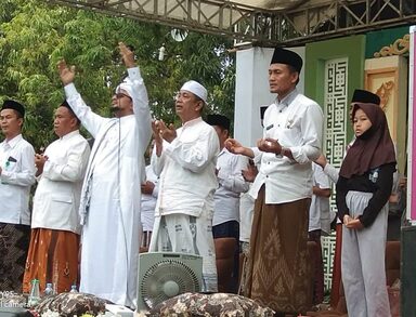 Undang Habib Abdurrahman Al Atthos, MAN 1 Rembang Gelar Gema Sholawat