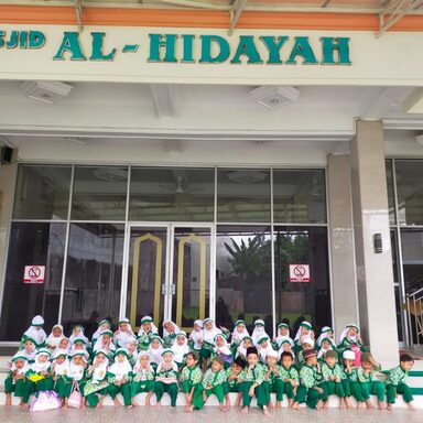 Siswa RA PALMA Kunjungan Belajar Ke Masjid Al Hidayah