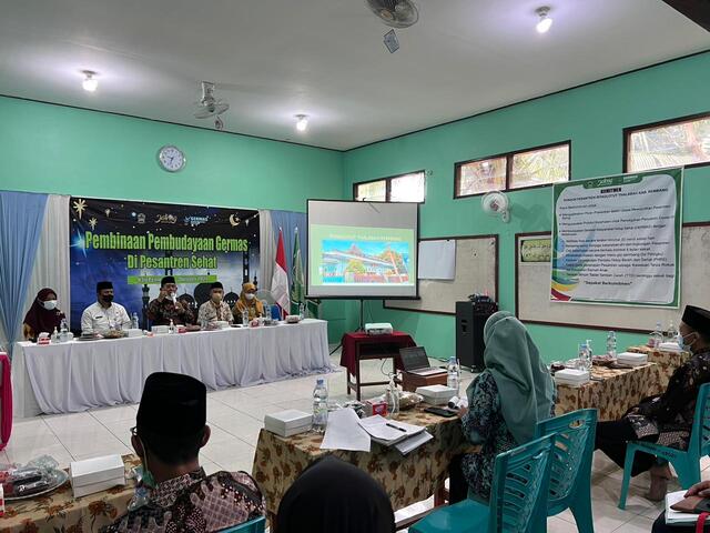 Didatangi Tim Provinsi, Ponpes Riyadl Adakan Peningkatan Kapasitas Pesantren Sehat