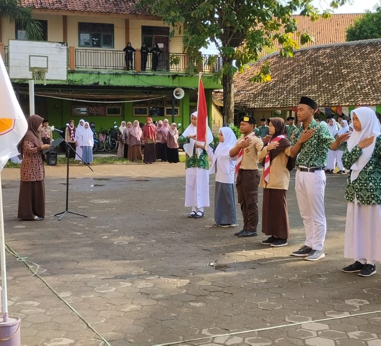Pelantikan Kepengurusan Organisasi Kesiswaan MA. KH. Syafi’I Kota Pekalongan