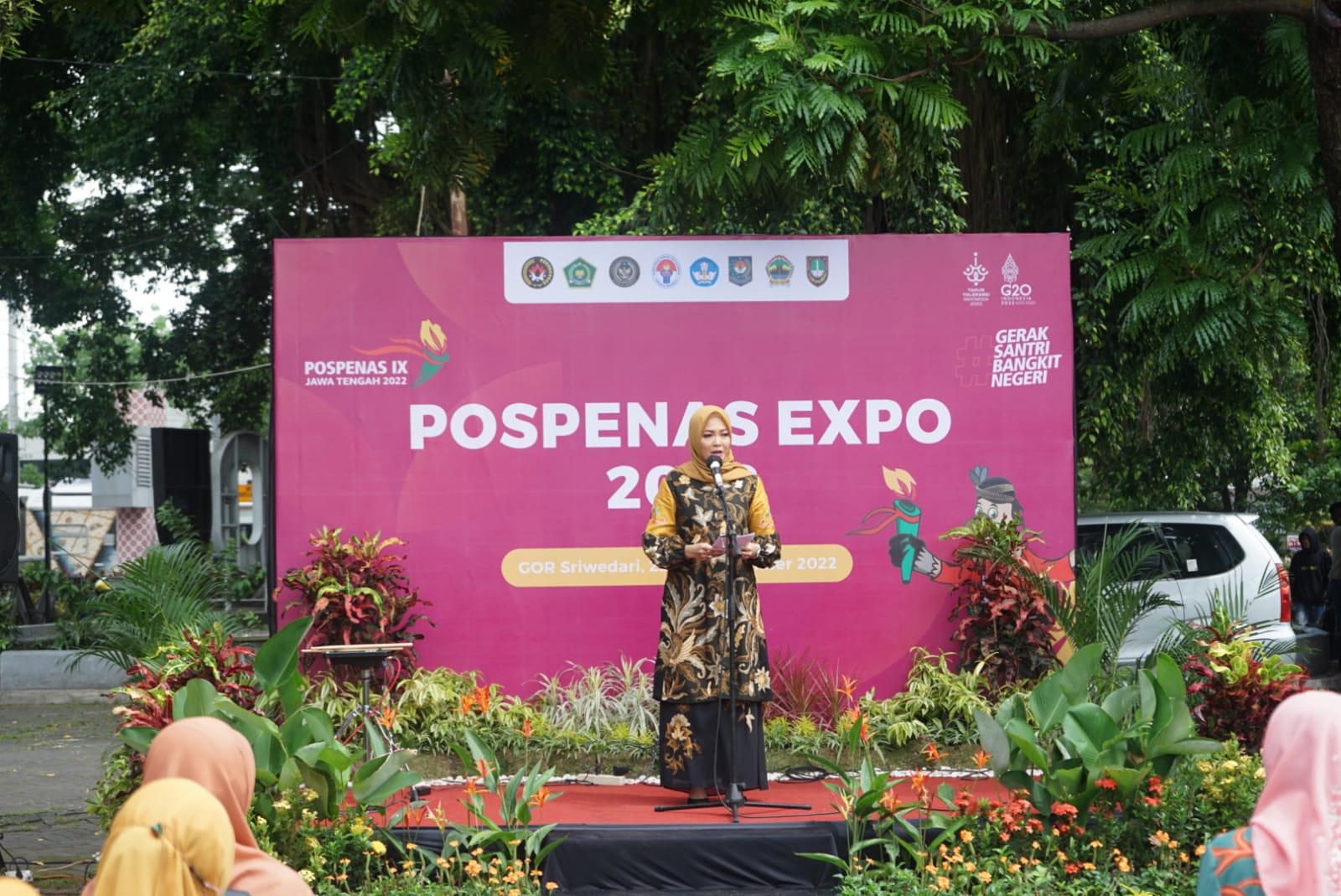Eny Yaqut: Kemenag Pacu Inkubasi Bisnis Ponpes Melalui Program Kemandirian Santri