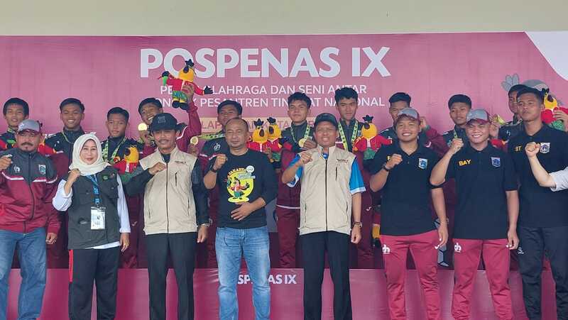 DKI Jakarta Sabet Medali Emas Pertandingan Sepak Bola, Jateng Boyong Emas Lomba Hadroh Pospenas IX