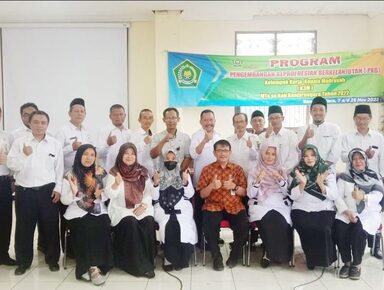 <strong>Kepala MTs se-Kabupaten Banjarnegara Harus Bisa Kembangkan Kompetensi Kewirausahaan</strong>