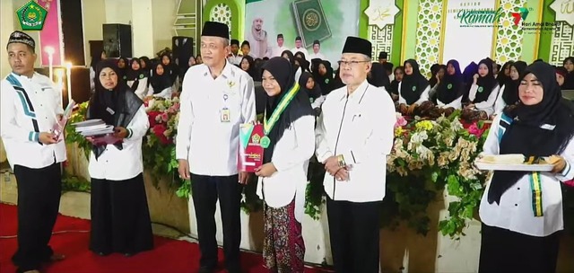 150 Siswa Ikuti Wisuda Mumtaza ke-1 2022