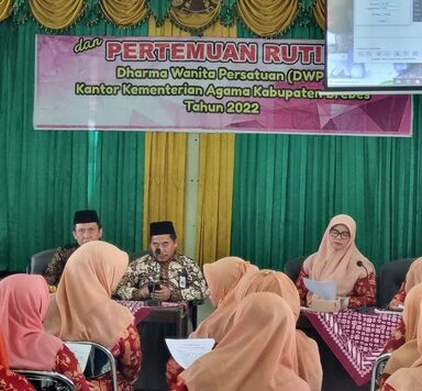 Pengurus DWP Kemenag Brebes Belajar Penyelenggaraan Jenazah pada Pertemuan Bulanan