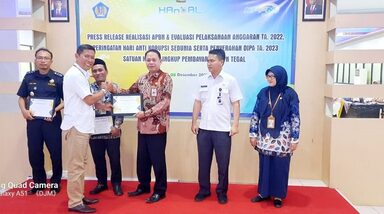 Tiga Penghargaan Kemenag Brebes atas Pengelolaan DIPA Tahun 2022