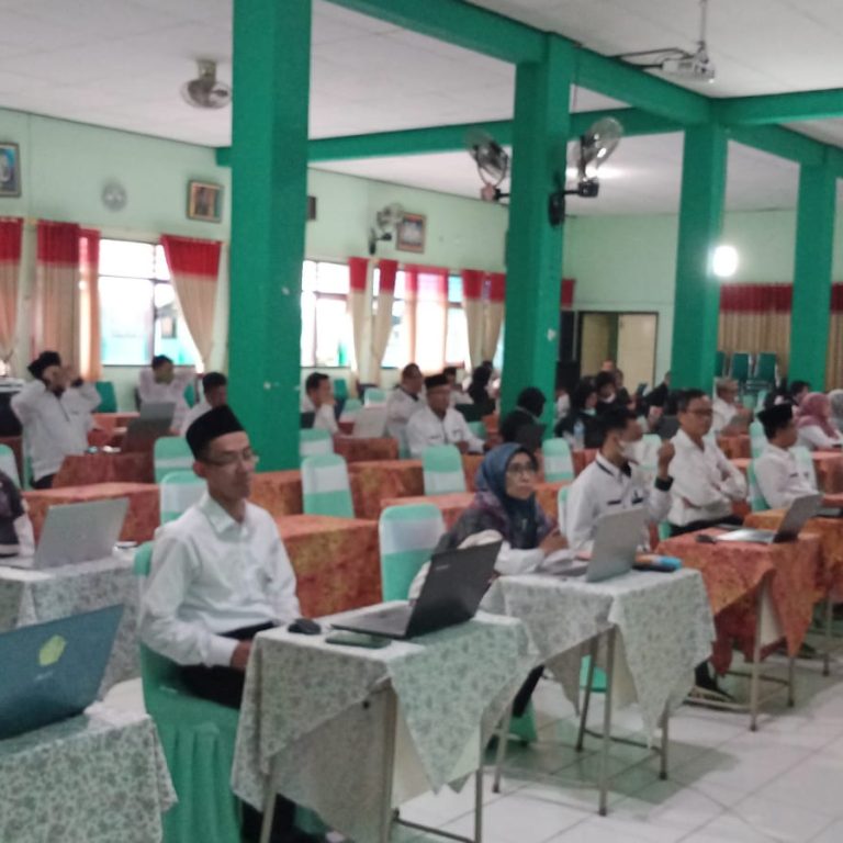 Pelaksanaan CAT IPMB Di Kemenag Kebumen Berjalan Dengan Lancar