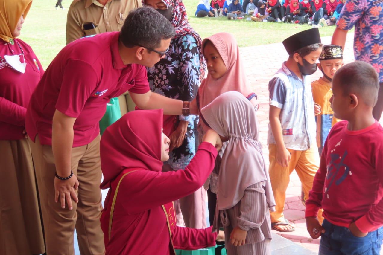Peringatan Hari Ibu ke-94, PKK Kota Pekalongan Salurkan 100 Paket Sembako