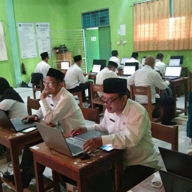 Pelaksanaan CAT IPMB 2022 di MAN 1 Rembang Berjalan Lancar