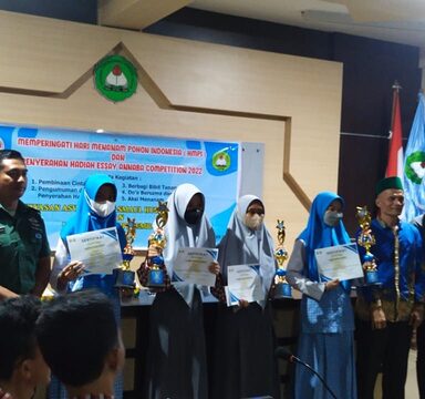 MAN 1 Rembang Raih Juara 1 Lomba Essay Annaba Competition
