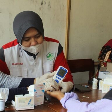 Bekerjasama Dengan Puskemas Bawang 1, MA Tangho Laksanakan Skrining Kesehatan Siswa