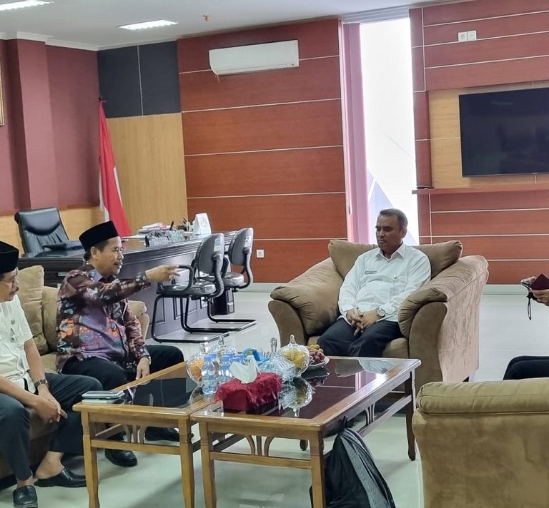 Audiensi PJ. Bupati Brebes Hasilkan Komitmen Hibah Tanah Bagi KUA