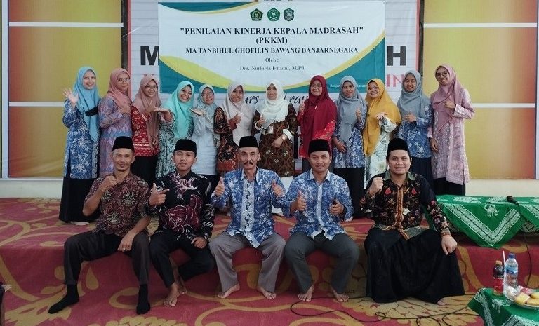 Majukan Madrasah, MA Tanbihul Ghofilin Adakan PKKM