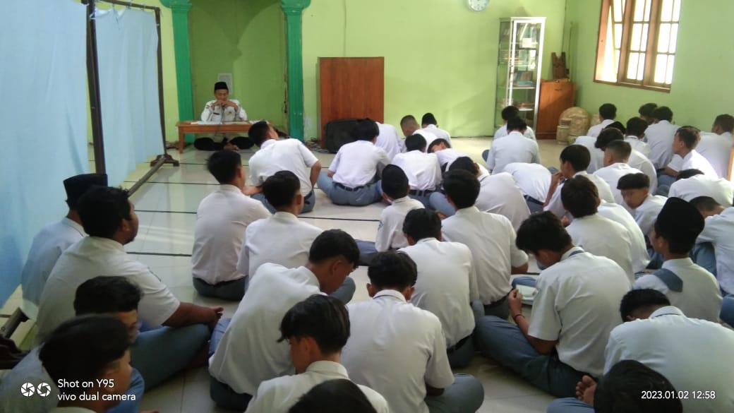 Berikan Sentuhan Spiritual Peserta Didik, MAN 1 Rembang Gelar Istighosah