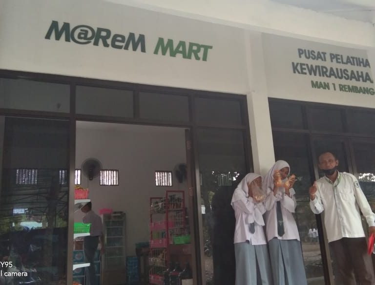 Marem Mart, Pusat Pelatihan Wirausaha Siswa MAN 1 Rembang