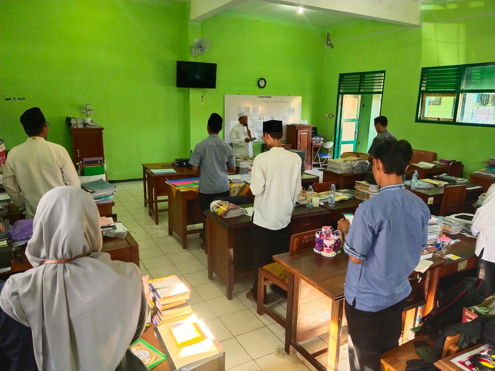 MTsN 1 Rembang Budayakan Jumat Taqwa