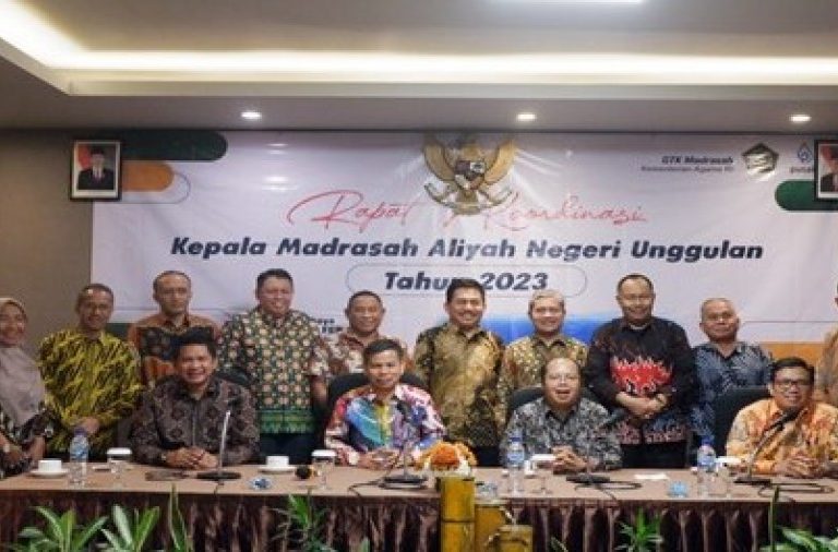 Kemenag Segera Penuhi Kebutuhan Guru MAN Unggulan