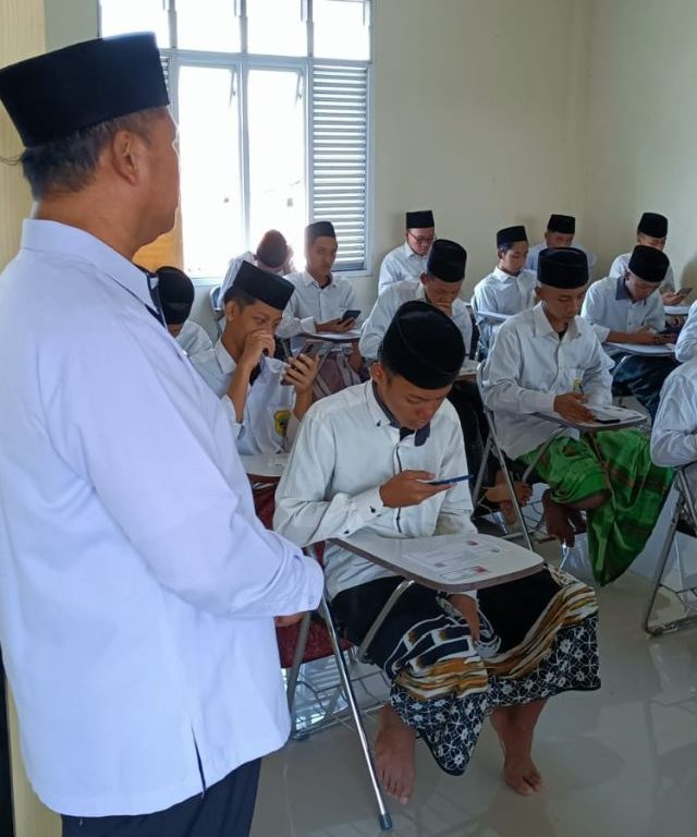 120 Santri Ikuti Imtihan Wathani Tingkat Wustho