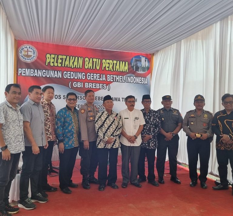 Ketua FKUB Brebes Melaksanakan Batu Pertama Pendirian Geraja Bethel