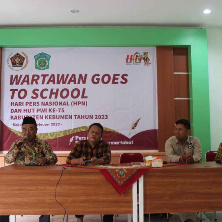 Wartawan Goes to School Sambangi MAN 2 Kebumen