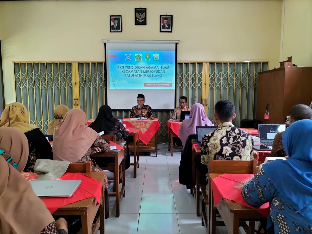 KKG PAI Kecamatan Mertoyudan Satukan Pemahaman Analisa PTS
