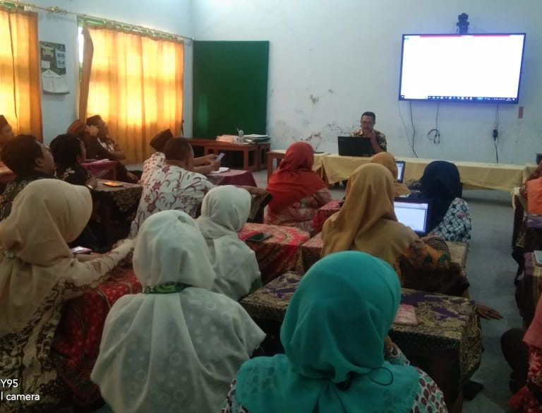 Antusiasme Guru MAN 1 Rembang Ikuti Kegiatan Diseminasi IKM
