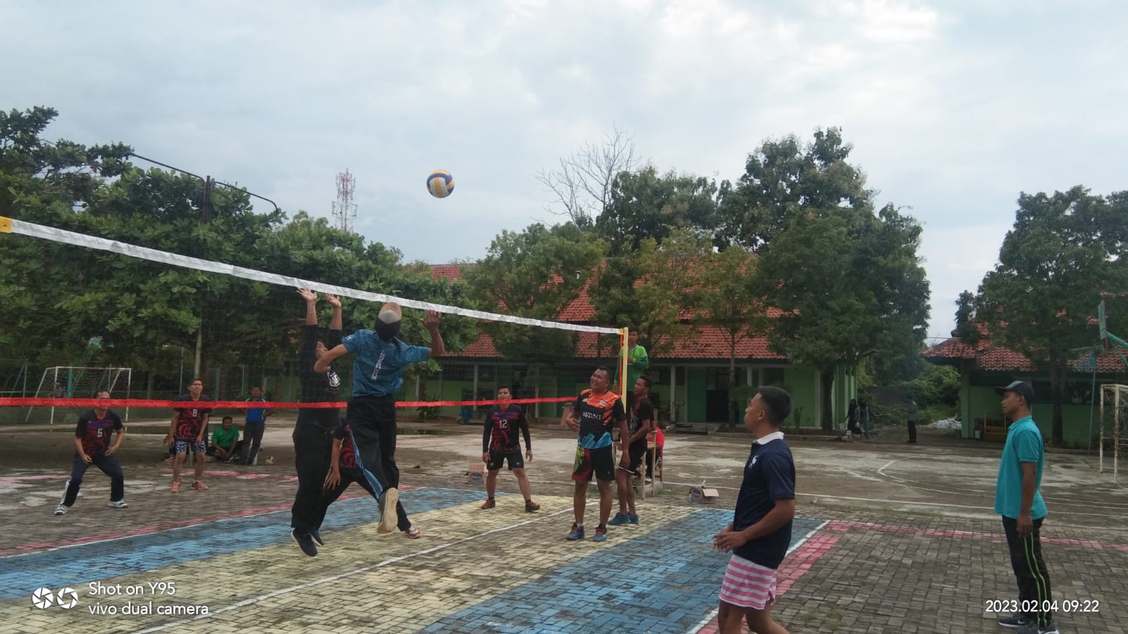 Tim Voli MAN 1 Rembang Menang 3-2 atas Tim Voli Guru SD Sulang
