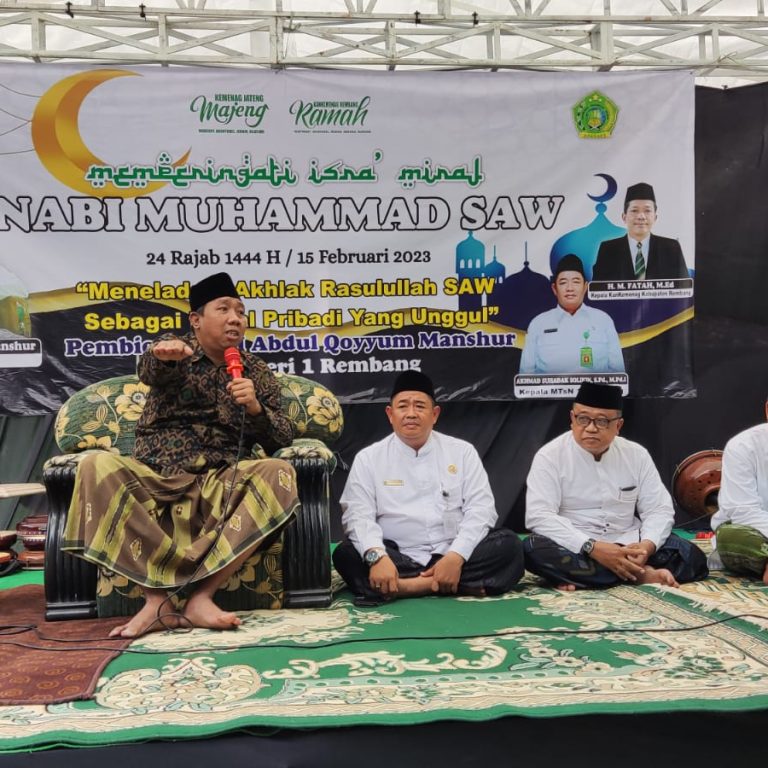 MTsN 1 Rembang Hadirkan Gus Qoyyum dalam Peringatan Isra Miraj, Ini Sejumlah Tausiyahnya