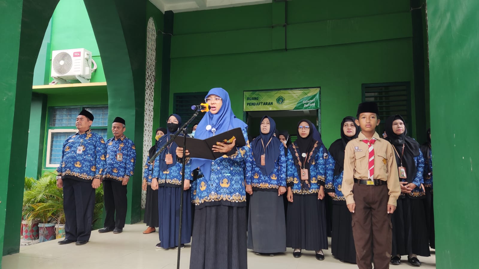 Kepala Puskesmas Imbau Siswa MTsN 1 Rembang Tanamkan Pola Hidup Sehat